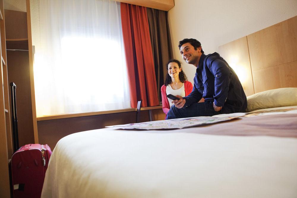 Ibis Vichy Hotel Eksteriør billede