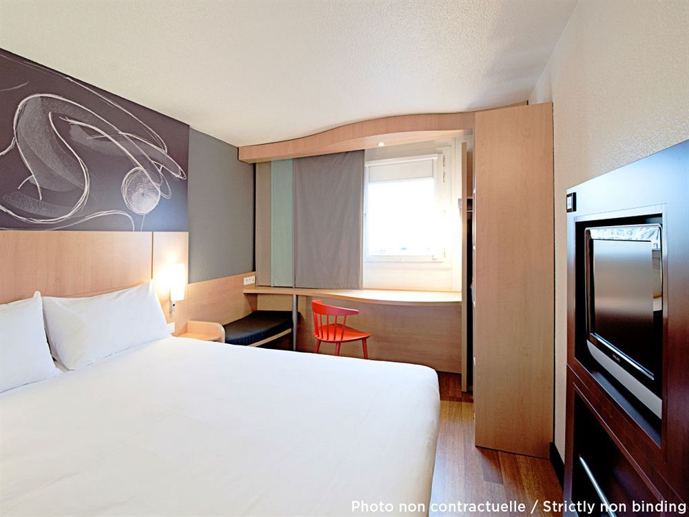 Ibis Vichy Hotel Eksteriør billede